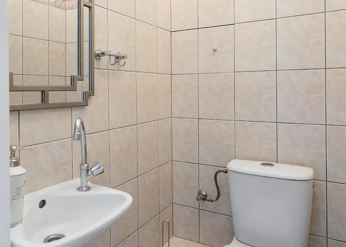 Golden - 10 People - Center -nowy Swiat وارسو